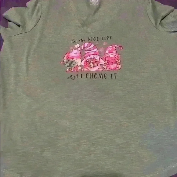 “Gnome it” Tshirt grey  size large cute Christmas tee - Picture 2 of 3